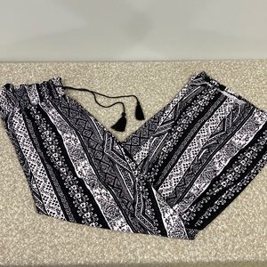 West Loop Palazzo Pants Womens Size XLarge Black White Wide Leg Tassels